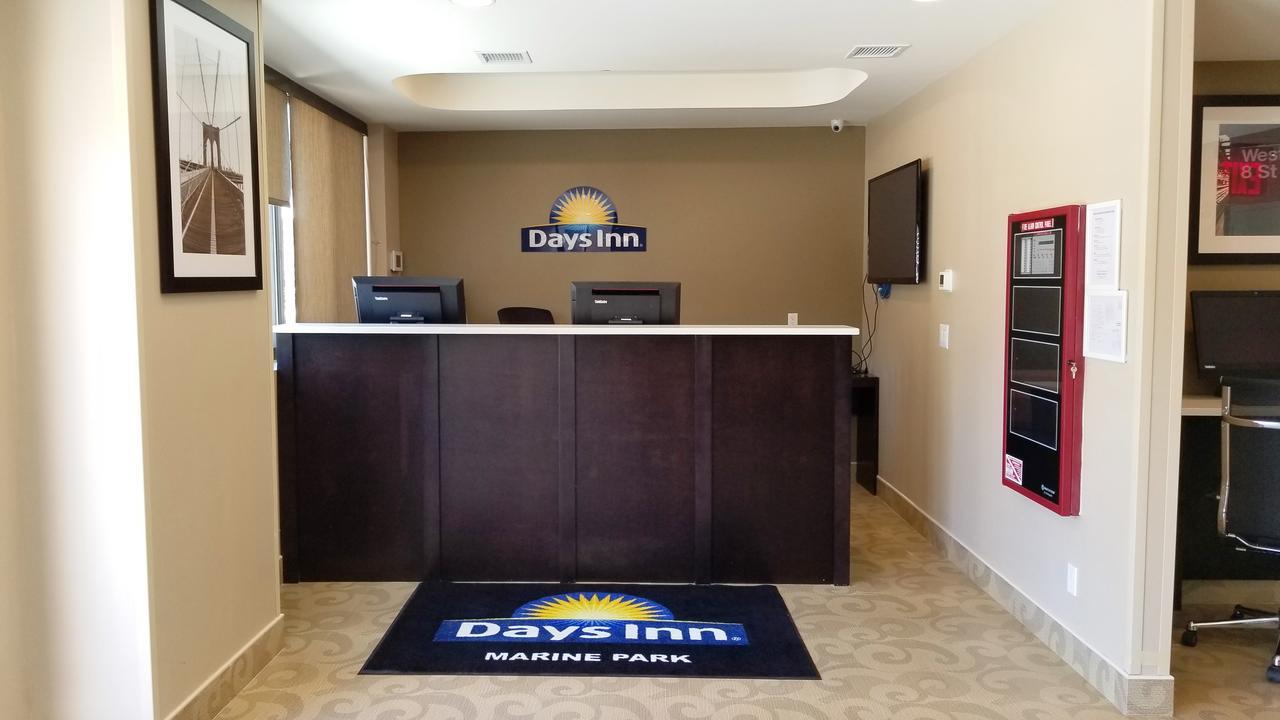 Days Inn By Wyndham Brooklyn Marine Park New York Extérieur photo