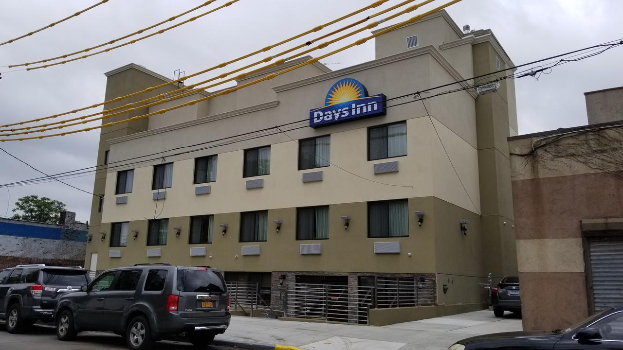 Days Inn By Wyndham Brooklyn Marine Park New York Extérieur photo