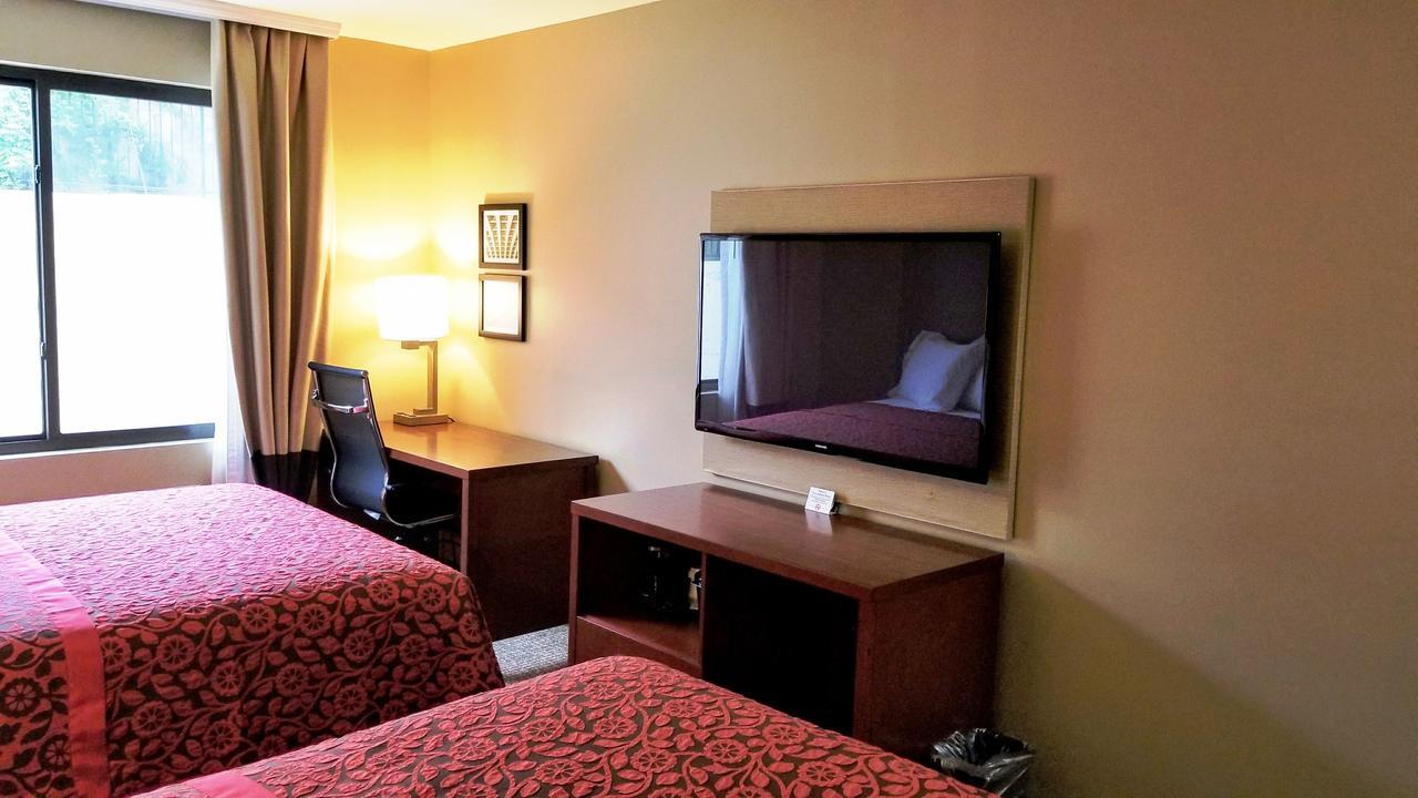Days Inn By Wyndham Brooklyn Marine Park New York Extérieur photo