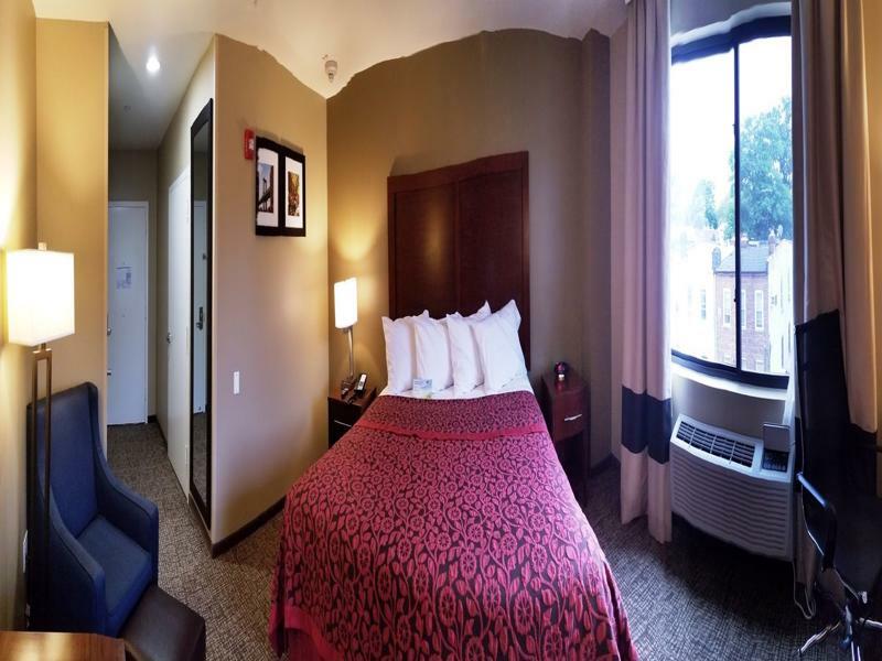 Days Inn By Wyndham Brooklyn Marine Park New York Extérieur photo